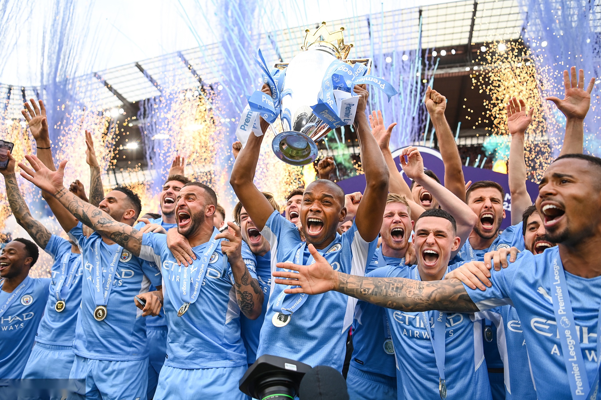 但他的年龄 但他的年龄