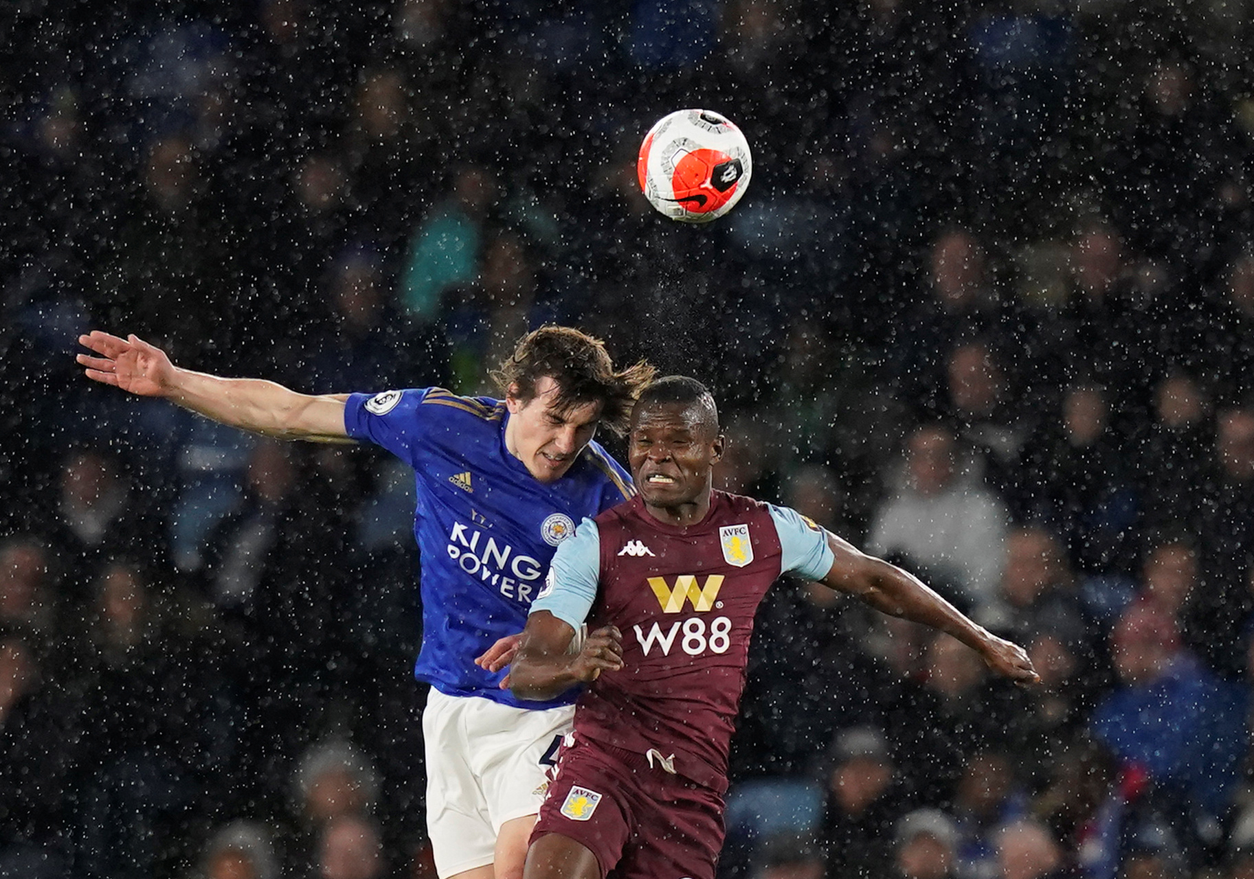 现的特点更 现的特点更